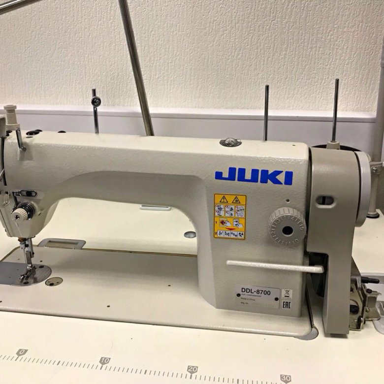 Промышленная машинка juki. Промышленная швейная машина «Juki DDL-8700as-7wb». Juki DDL-8700 сертификат. Намотка шпульки на промышленной швейной машине Juki ddl8700. Машина Джуки Тдл 5 5 5 но 6.