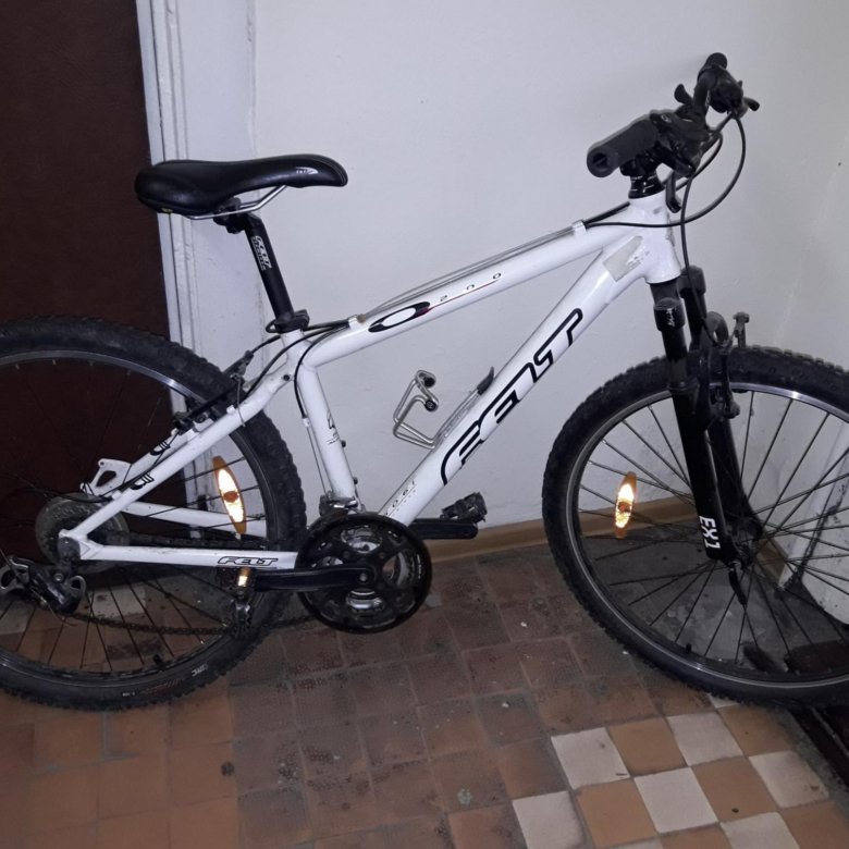 Felt q800 best sale mountain bike