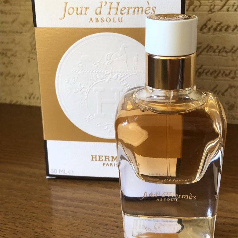 Гермес кпп. Jour d'Hermes Absolu Eau de Parfum многоразовый спрей. Jour d`Hermès, Hermès за аккуратным золотистым замком.