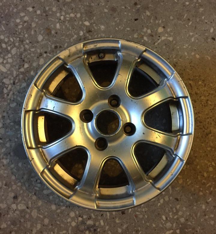 Дэу нексия диск r14 оригинал. Штампованные диски r14 дэу нексия. Диски r13 на нексии. Дэу нексия диск r14 оригинал. Диски дэу нексия r14.