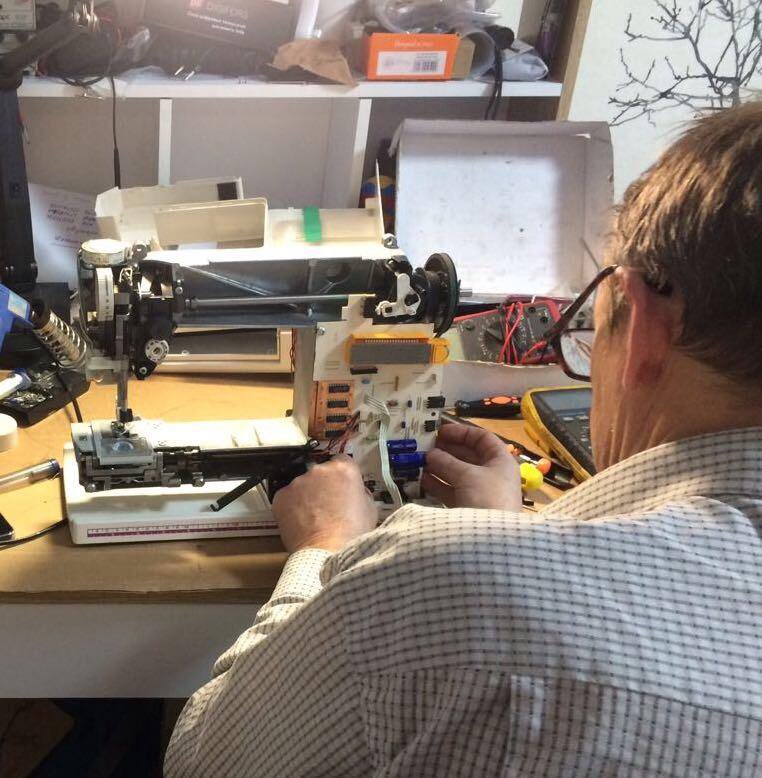 Ремонт швейных машин, оверлоков – купить в Кудрово, цена 600 руб., дата ...
