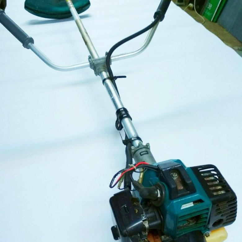 как работать с триммером бензиновым двигателем greenfield. триммер бензиновый green line. мотокоса калибр бк-1500. триммер alpina tb 320. триммер al-ko 112941 bc 4125 ii-s comfort.