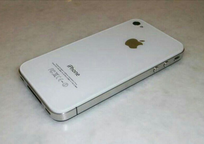 Сколько стоят белые айфоны. Iphone 4s белый. Apple iphone 4s White. Айфон 4 белый. Iphone 4 White.