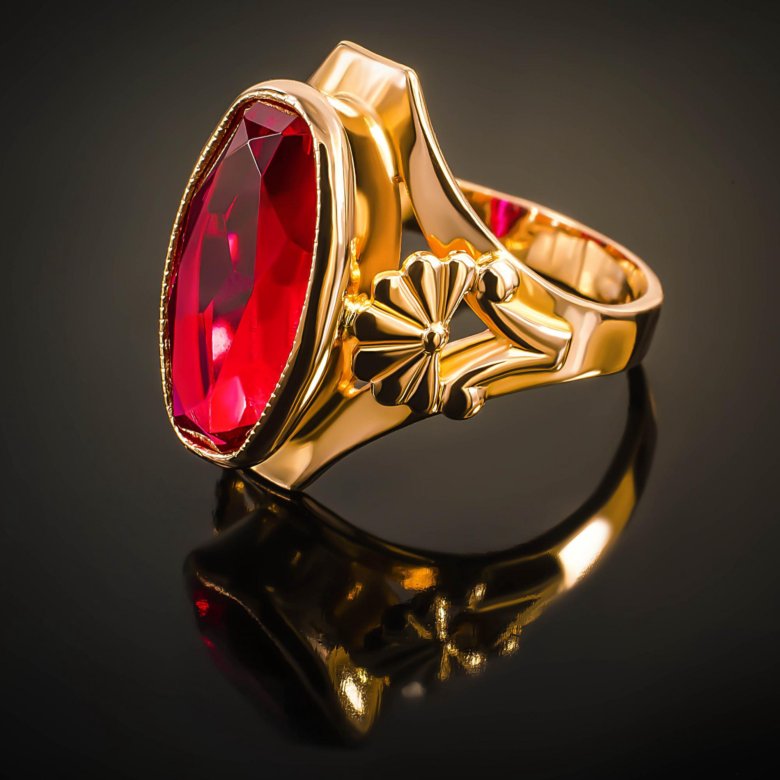 Советские кольца с рубином из золота