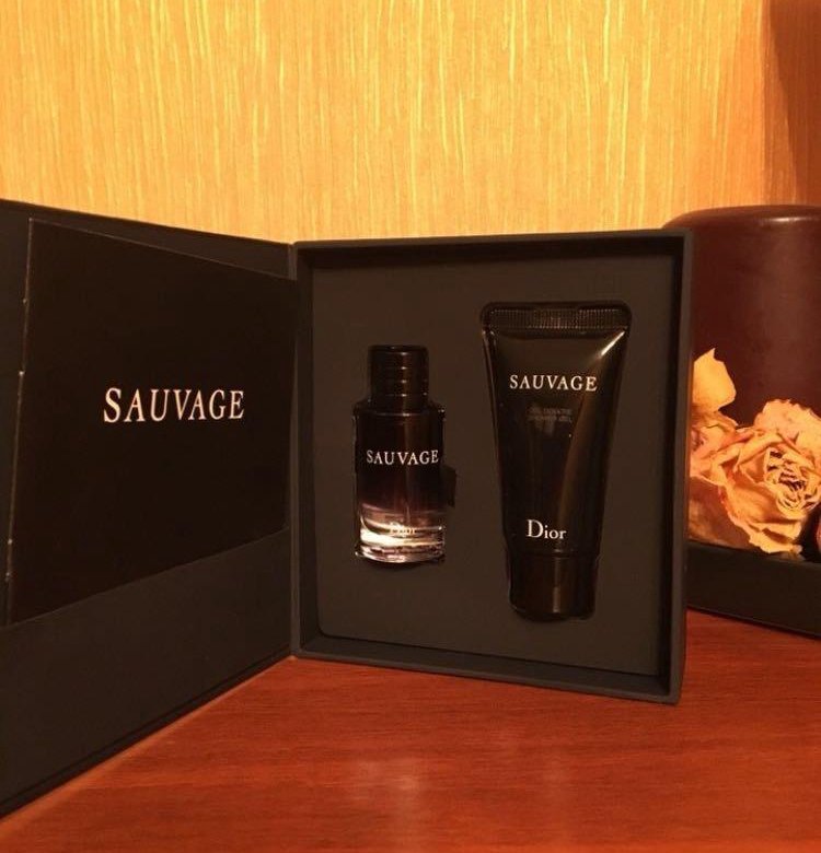 sauvage dior mini