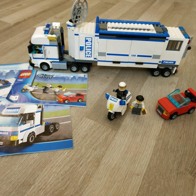 LEGO City Полицейская машина (30366)