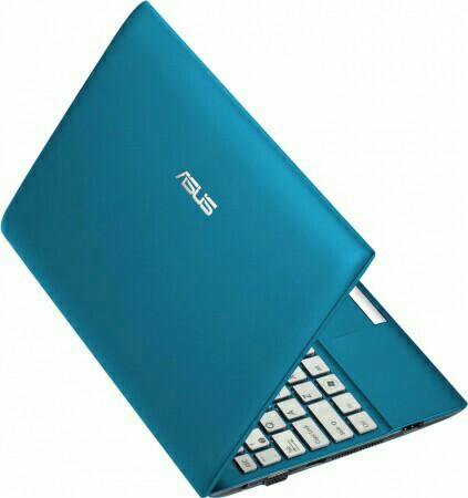 Asus синяя. Нетбук ASUS Eee PC 1025ce. Нетбук асус синий. Нетбук асус голубого цвета. Нетбук ASUS 100.