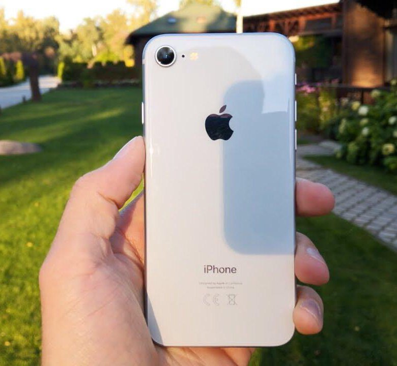 Iphone 8 silver. Айфон 8. Iphone 8 фото. Айфон с 1 камерой. Айфон 10 с 1 камерой.