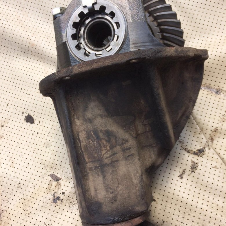 Задний редуктор ваз 2103. Редуктор заднего моста ваз 2107. Редуктор моста ваз 2107. Б у редуктор 2107. Редуктор заднего моста ваз 2107 3.