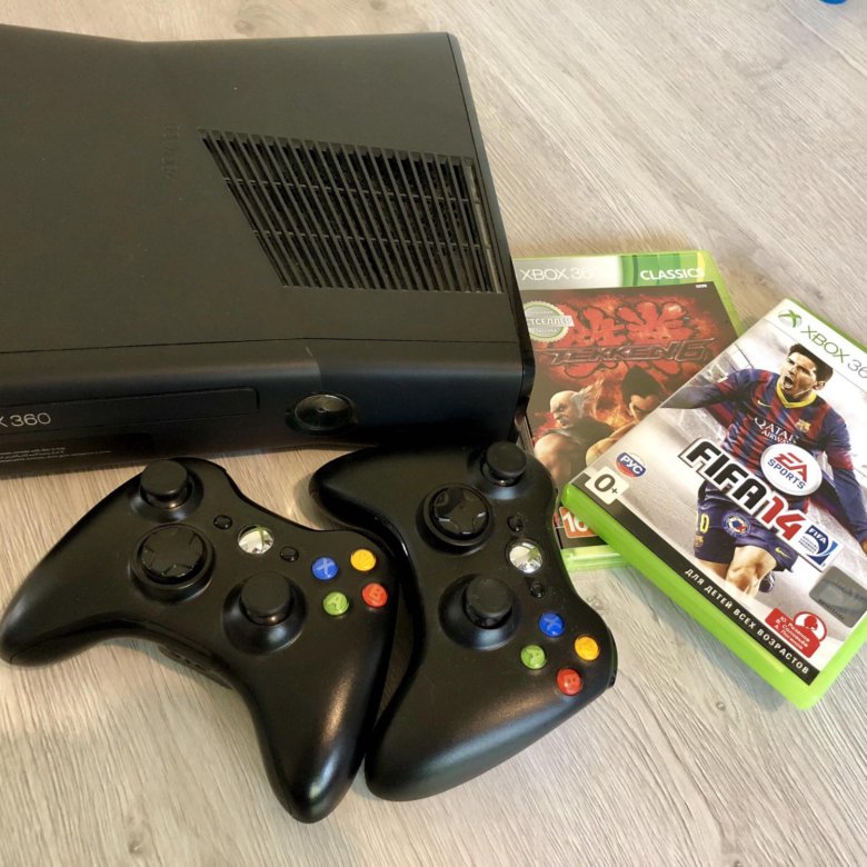 Игровая приставка Xbox 360 S (model 1439) – купить в Москве, цена 5 000  руб., продано 12 августа 2018 – Игровые приставки