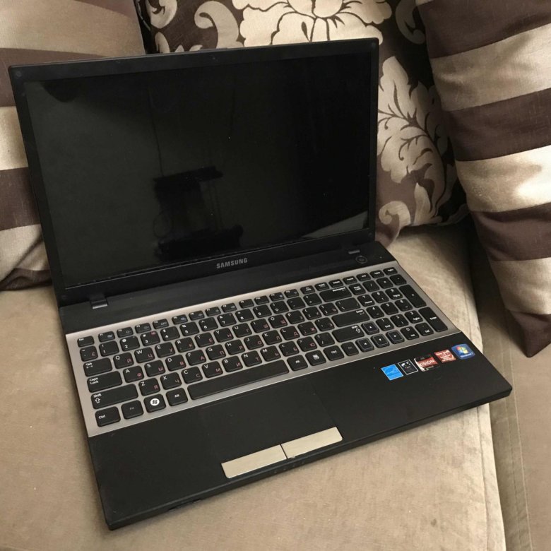 Samsung np305v5a-s05ru. Samsung 305v5a-t09 сокет. Np305v5a-s07. Np305v5a-s0kru. ноутбук самсунг np305v5a модели.