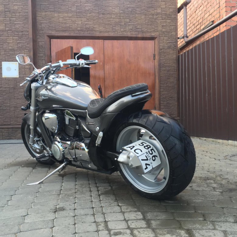 Suzuki Boulevard m109r серый