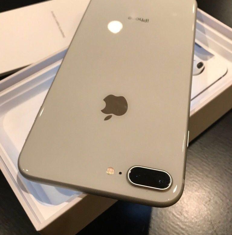 Айфон 8 плюс фото IPhone 8 plus - купить в Краснодаре, цена 46 000 руб., продано 9 августа 2018 - 