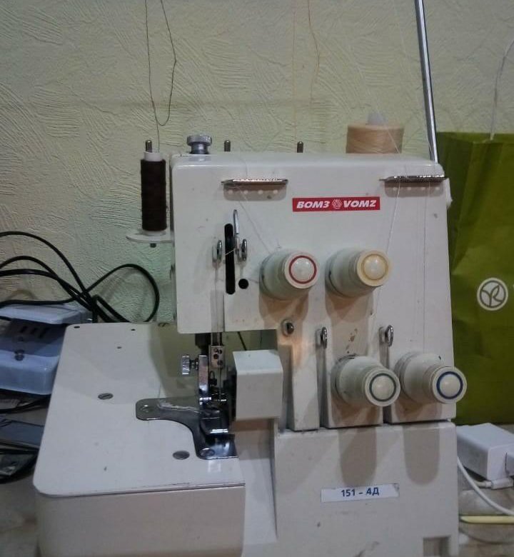 4. оверлок вомз 151-4д ремень. машина швейная бытовая краеобметочная "оверлок 151". 151. 151.