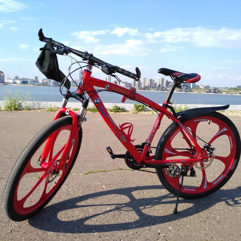 Велосипед бмв купить. Велосипед BMW красный. Велосипед БМВ 2200 спорт 20. Красный велик. Велик БМВ красный.