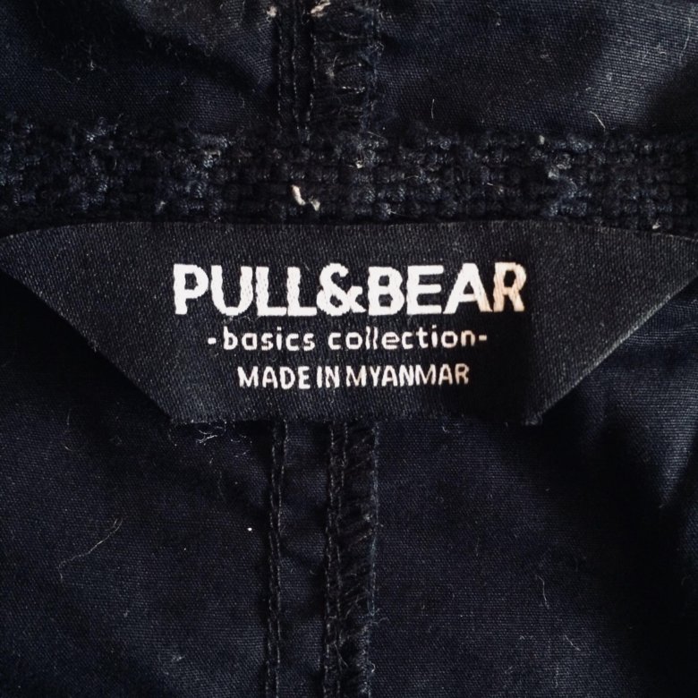 Pull and Bear. Pull and Bear ветровка женская. The Black Label collection одежда. Жилет Pull and Bear.