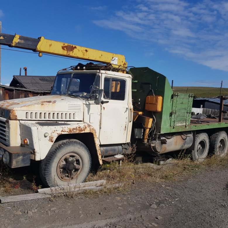 Манипулятор краз. Краз 250 манипулятор. Манипулятор краз. Краз 7140 сортиментовоз. Краз 260 бортовой с манипулятором.