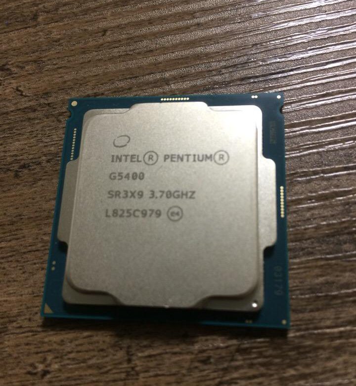 Pentium r gold g5400. Pentium Gold g5400. Intel(r) Pentium(r) Gold g5400. Pentium Gold g5400 сокет. Intel Gold g 5400 CPU 3.70GHZ R Pentium r g5400.