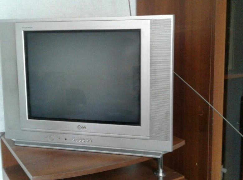 Телевизор lg старые модели. Телевизор LG Flatron 54 см. Телевизор LG Flatron 21. Телевизор LG Flatron диагональ 54 см. LG Flatron телевизор старый.