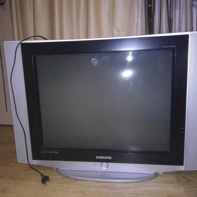 Куплю телевизор с рук. Телевизор б/у. Телевизоры с рук. Телевизор за 500 рублей. Телевизор большой б/у.