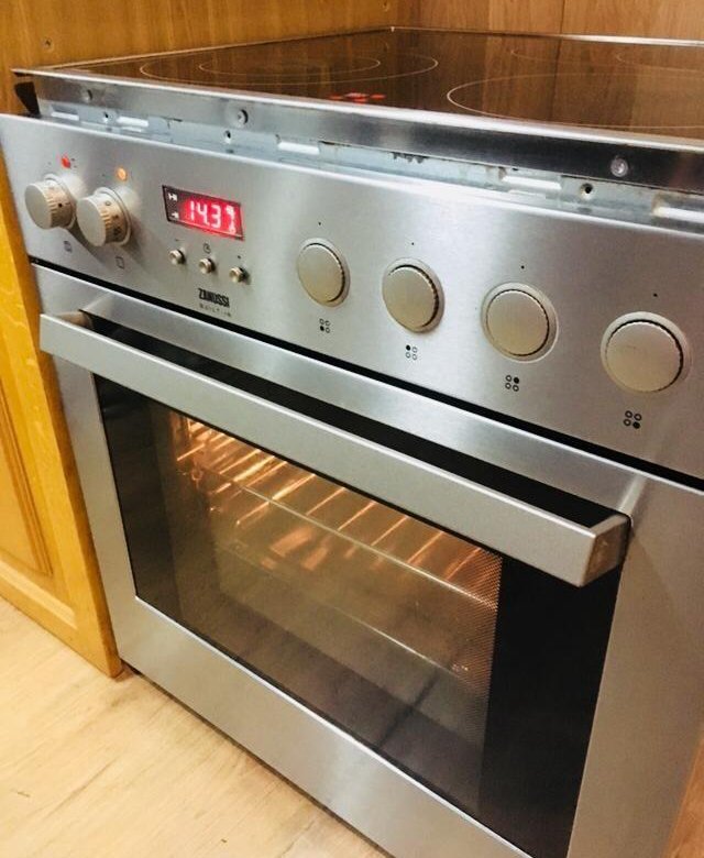 Духовой шкаф зависимый zanussi