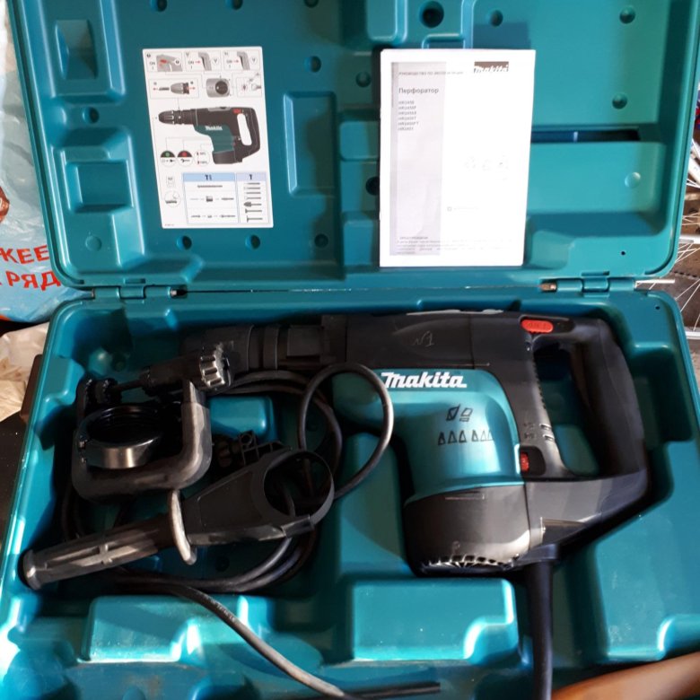 Makita hr4001. Перфоратор Макита 4001с. Макита HR 4001с. Отбойный молоток Макита 4001.