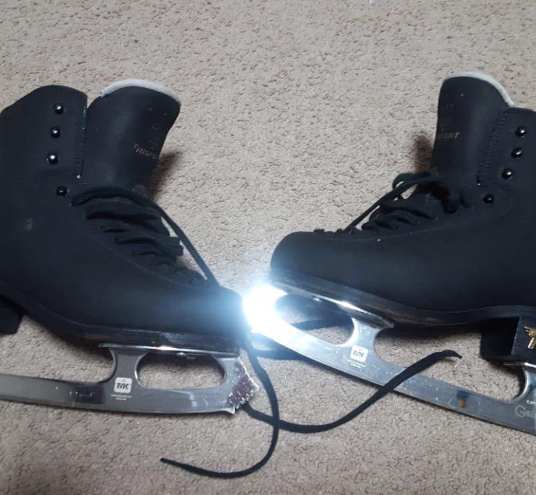 Risport rf3 pro. фигурные коньки rf3. коньки лезвие mark in. коньки risport rf3. коньки риспорт rf3.