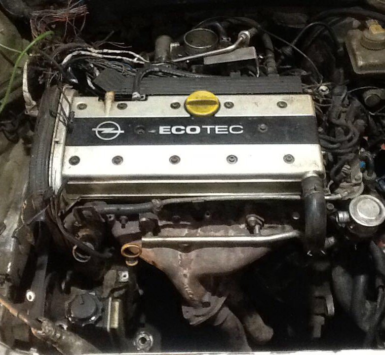 Опель вектра б 1.8 бензин. Мотор Opel Vectra b 1.8 x18xe 1. 1,8 Мотор на опеле Вектра. Двигатель на Opel Vectra b 1 8 x18xe. Опель Вектра б 1.8 мотор.