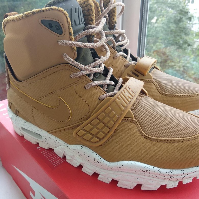 Nike air trainer store sc 2 boot