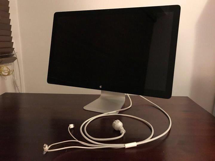 Apple led cinema display. Монитор Apple led Cinema display 24. Монитор Apple led Cinema display 27. Монитора Apple 27" led Cinema display a1406. Apple Cinema display 27 VESA.