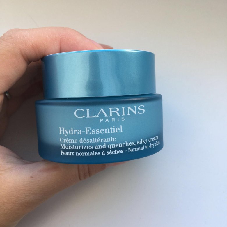 Clarins hydra essential creme. Крем Clarins hydra Essential. Clarins hydra Essential Creme desalterante. Крем кларанс голубой.