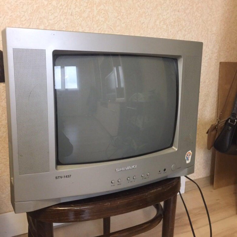 Купить б у телевизор. Телевизор дешёвый старый. Телевизор б/у. Юла телевизор. Телевизоров марки «б-2».