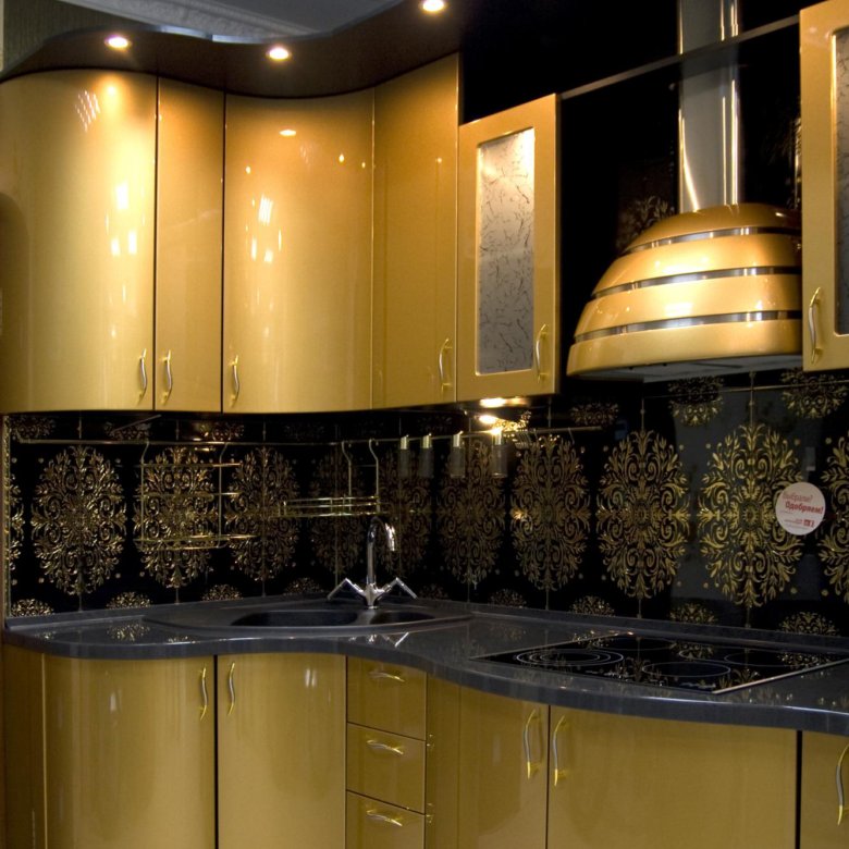 Золотистые кухонные. Кухня в золотом цвете. Золотой гарнитур. Кухня эмаль. Кухня с золотыми элементами.