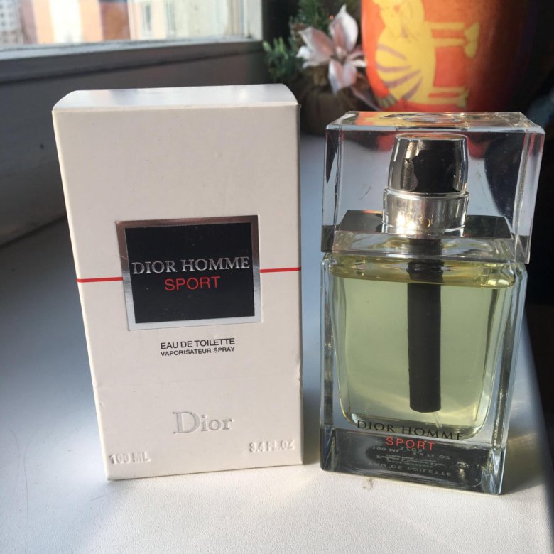 Dior homme sports. Dior homme Sport. Летуаль Кристиан диор спорт. Dior homme Sport Fragrance World. Dior homme Sport в упаковке.