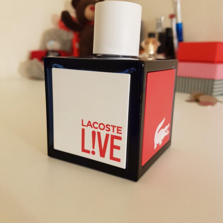 Lacoste live
