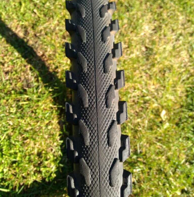 Покрышка 16x1,95 p1001a wanda. Покрышки для дрифта на велосипед. Покрышка велосипедная trix 26x2,125 (57-559), полуслик протектор. 1 95 дюймов. Шина х26 1.