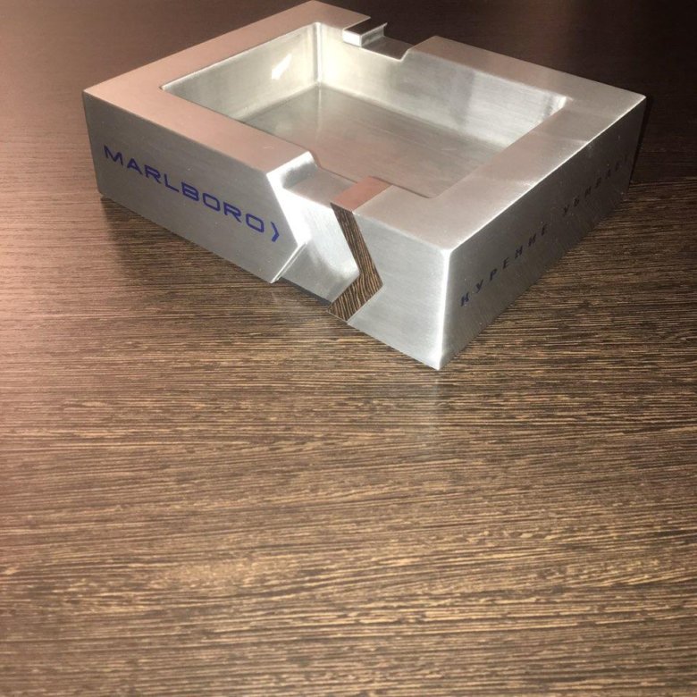 Пепельница мальборо. Пепельница мальборо. Пепельница мальборо красная. Пепельница мальборо итальянская. Пепельница мальборо.