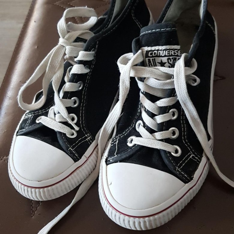 Кеды 37 размер. Кеды 37 размер. Красно белые конверсы. Кроссовки размер 37 женский спортивный. Винтажные кеды converse.