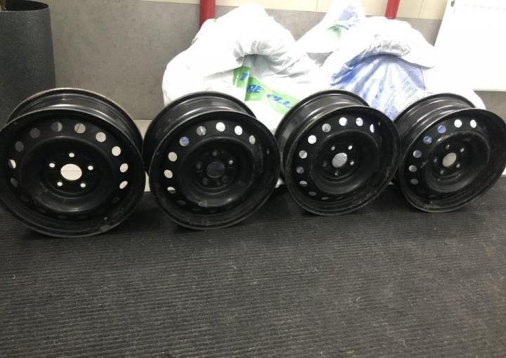 штампы toyota r16. штампованные диски королла. штампы тайота карола 120. 4 100 r14 штампы тойота. диск штампованный r16 тойота.