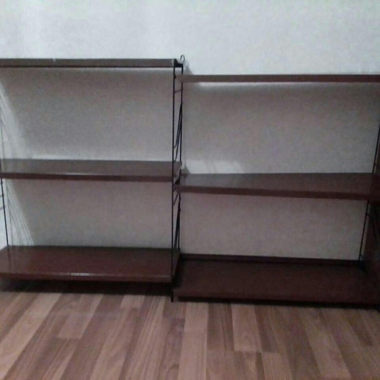 Книжные полки со стеклом. Полки на авито в москве. Настенные торговые полки. Советские полки. Советские книжные полки.