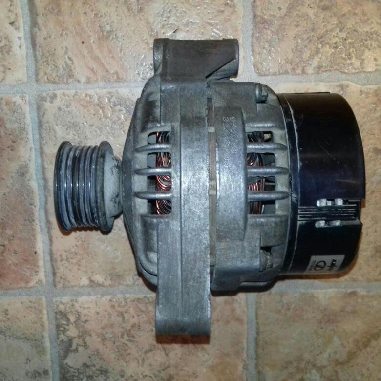 Генератор на классику 80 ампер. Генератор ровер 25 100 ампер. Генератор приора 80 ампер. Генератор ваз 2107 80 ампер. Генератор нива 80 ампер.