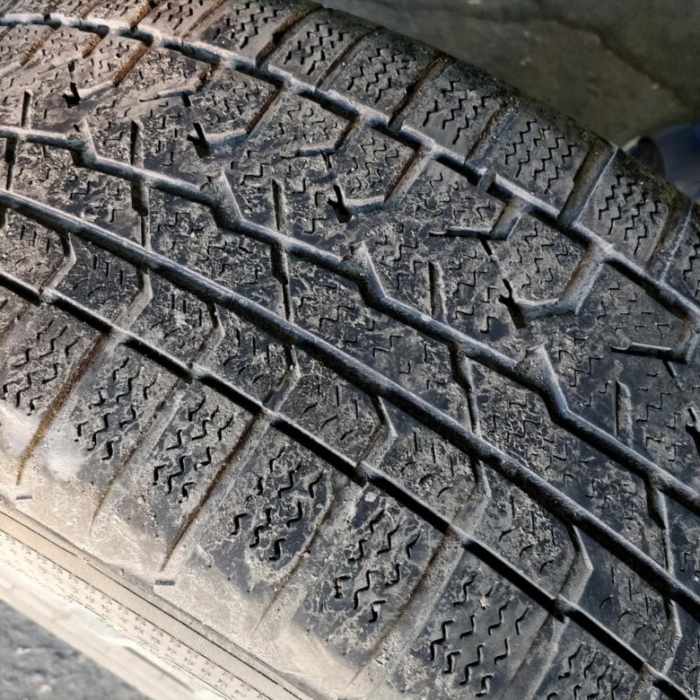 Зимняя резина r 18. 265/60r18 Kumho ha32 114v. 265.60.18 Шины зима Нексен. Зимняя резина бричтоун КАМЗАК 265 60 r18. Kumho cugar 265 60 r18.