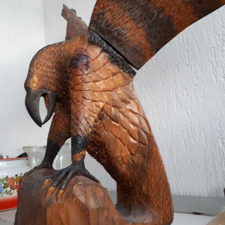 Орел из дерева. Многослойный Орел из дерева. Настольный Орел деревянный. Орел из дерева ручной работы.