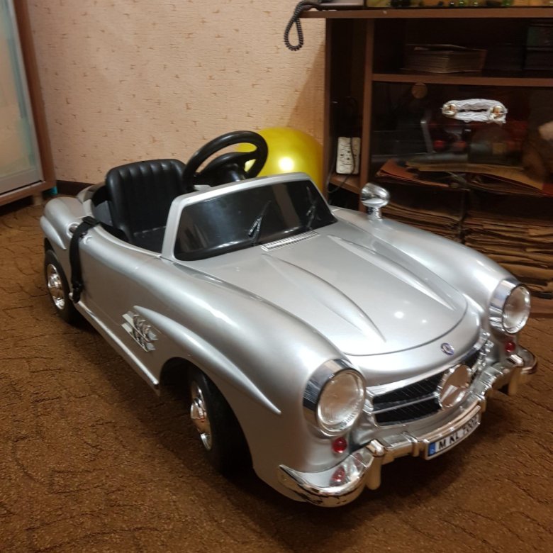 Детский электромобиль Mercedes 300sl