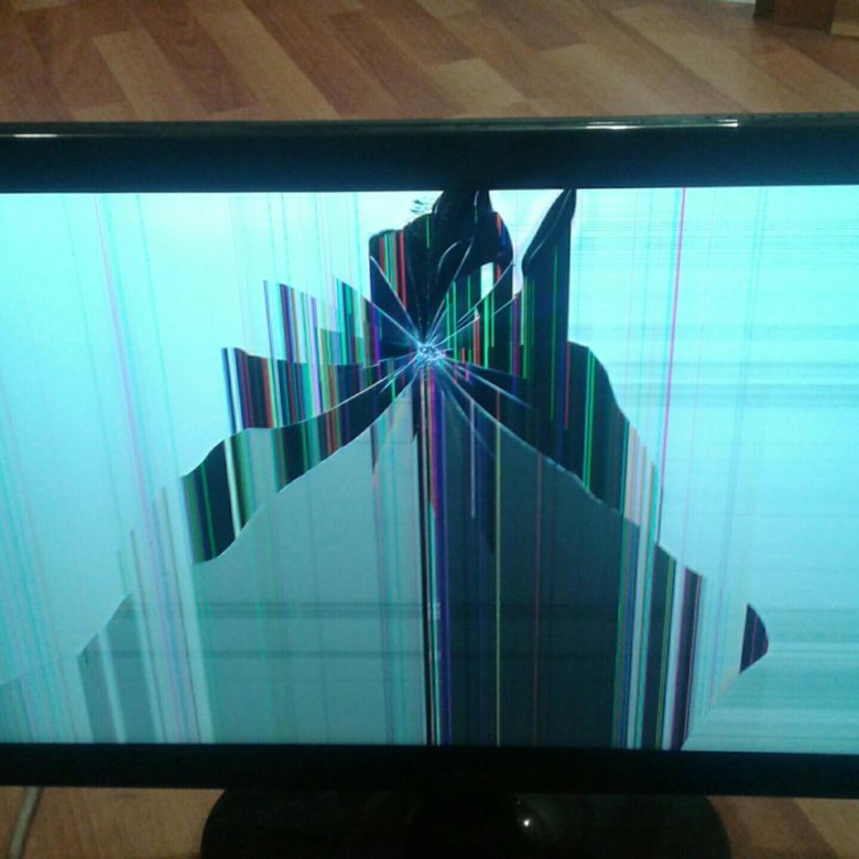 Трещина на телевизоре. Разбитый монитор. Разбит экран телевизора. Разбитый экран телевизора. Экран разбитого монитора.