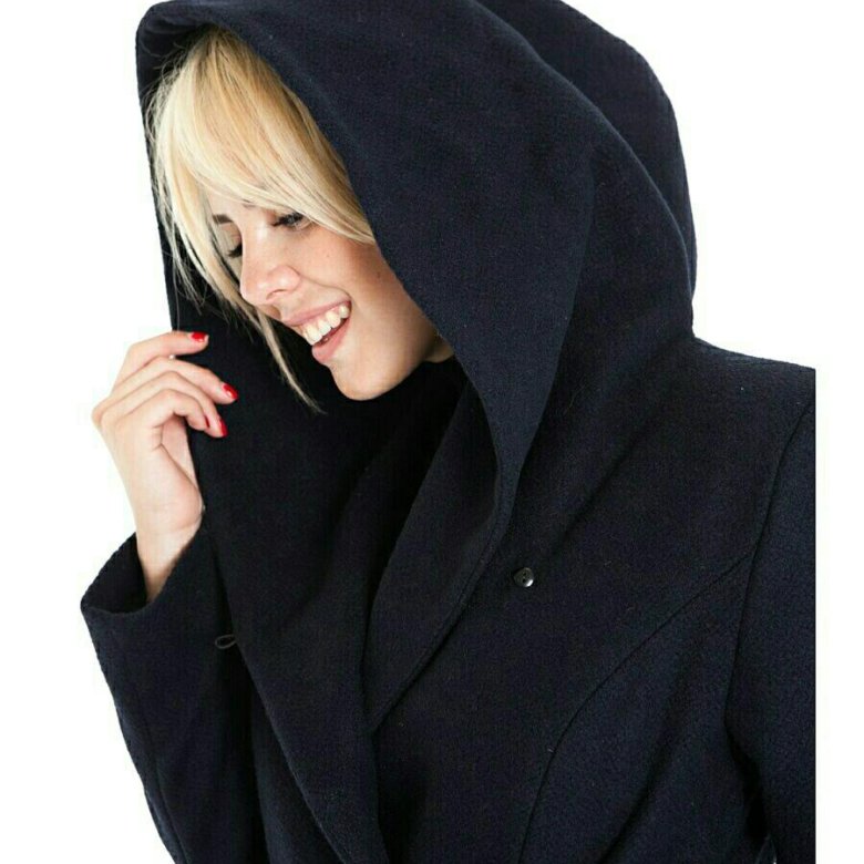 Пальто женские черное с капюшоном