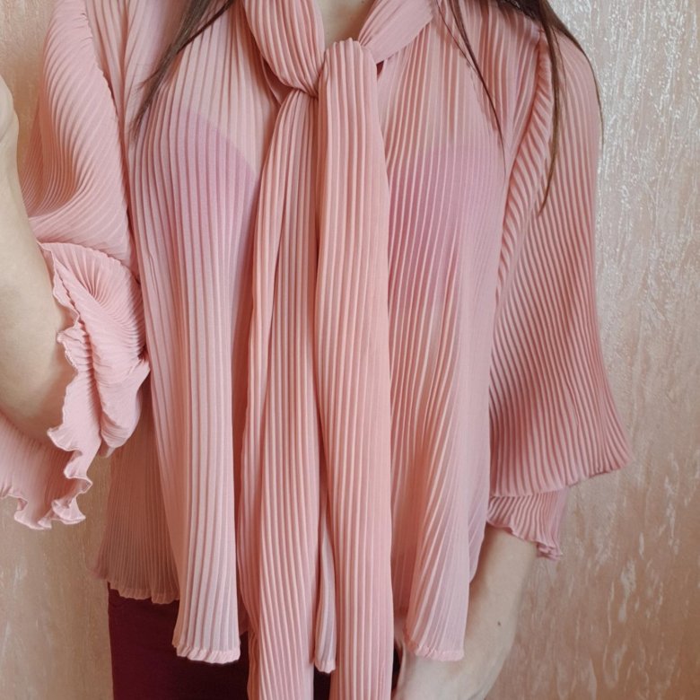 Гофрированная блузка