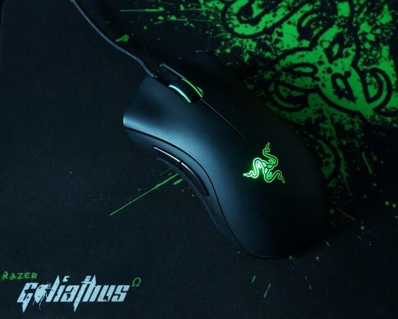 Колесико мышки razer deathadder. Мышка рейзер дозатор хрома. Рейзер в 3. Игровые мышки ДНС. Рейзер дезаддер хрома.