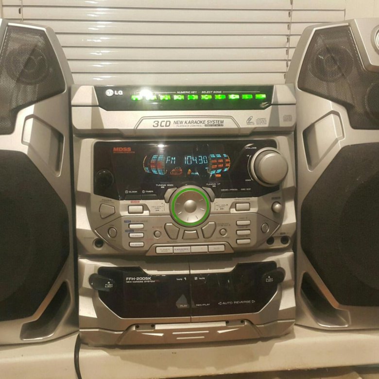 Музыкальный центр nokia. Philips музыкальный центр 210. Колонки aiwa sx-jt7. Айва 9300 музыкальный центр. Aiwa nx 1000 музыкальный центр.