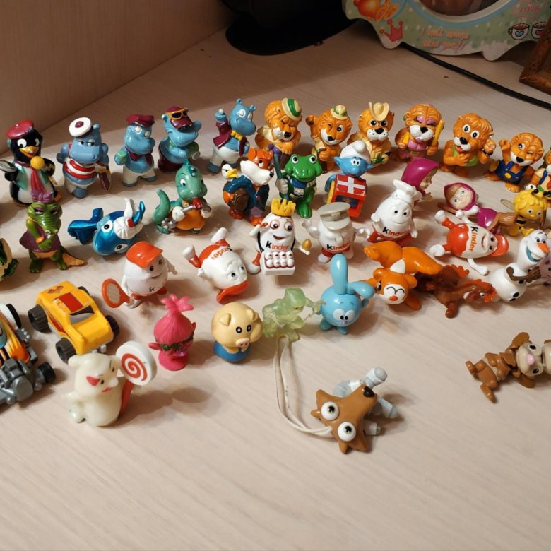 Collection toys. Игрушки из киндера. Игрушки из киндера сюрприза. Мелкие игрушки. Киндер коллекции.